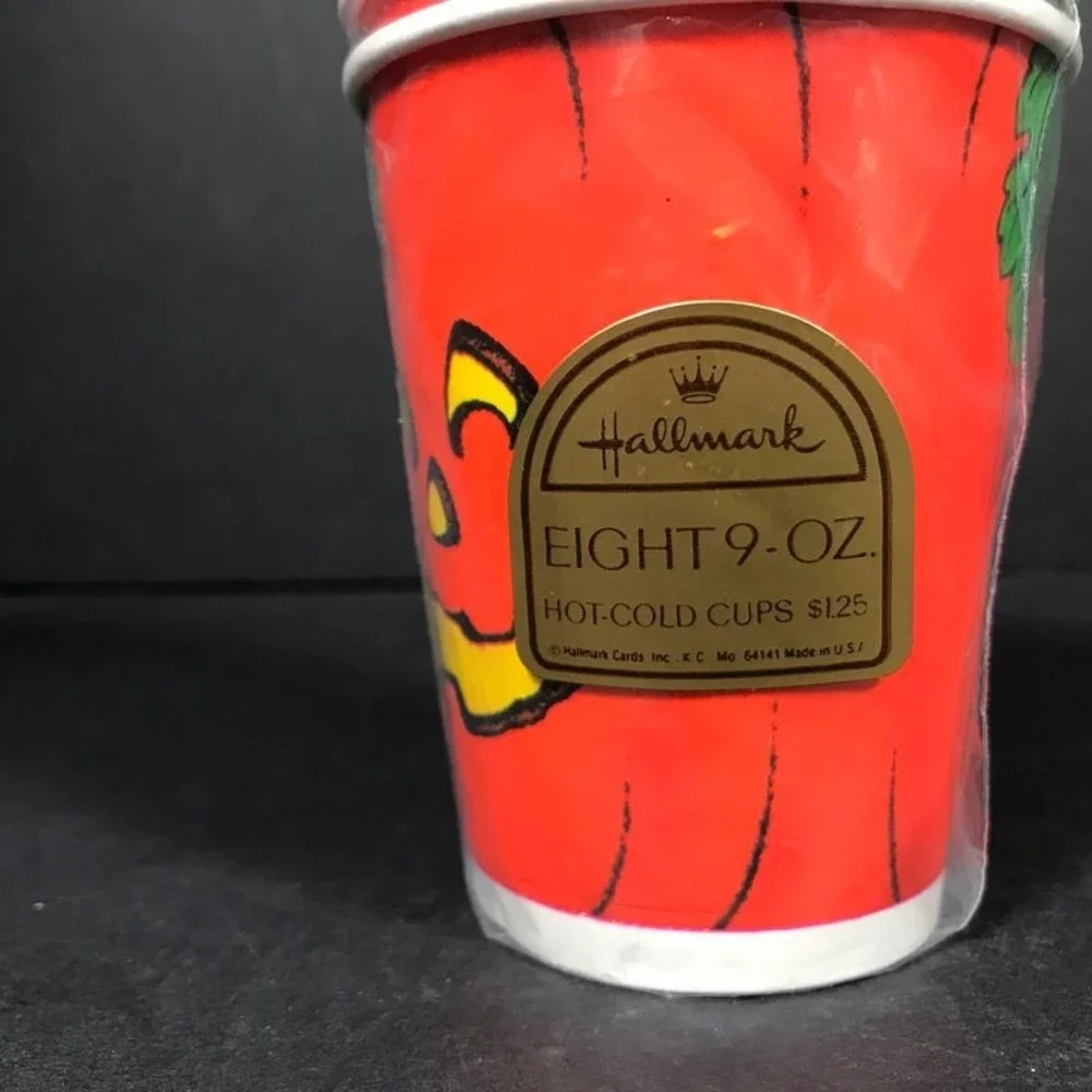 Vintage Halloween hot cold paper drink cups 8 Hallmark Jack o lantern NEW